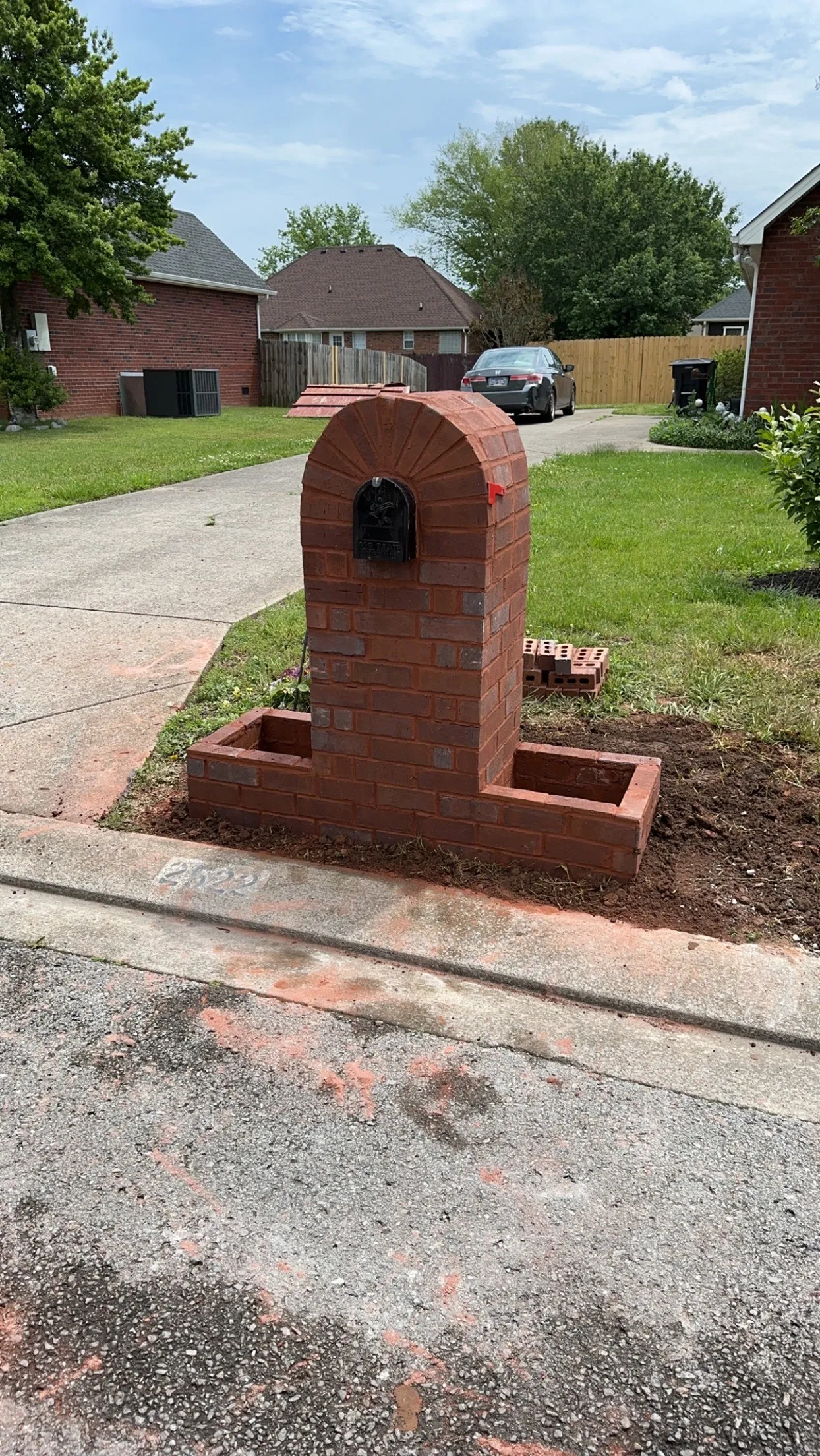 Landscaping flower beds in Nashville area